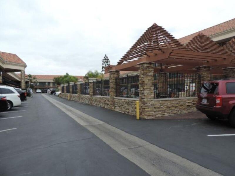 Tropicana Inn And Suites Dallas Buitenkant foto